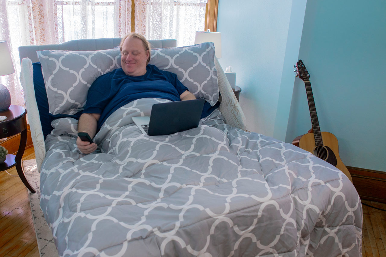 Burbank bariatric heavy duty large bed